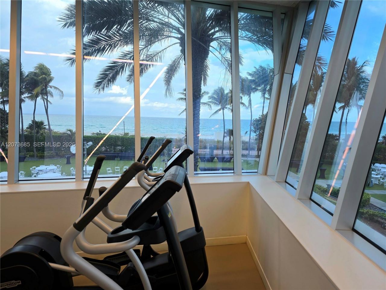 4401 Collins Ave , Unit 1401, Miami Beach, FL 33140 Photo