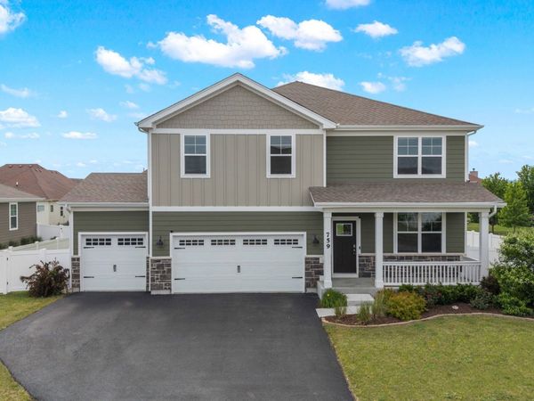 759 Kentshire Circle , Elgin, IL 60124
