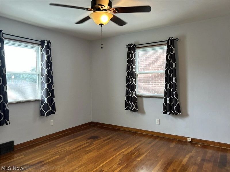 925 OXFORD Boulevard, Steubenville, OH 43952 Photo 8