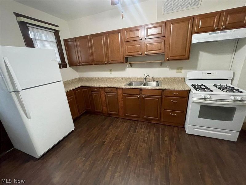 426 Huron Avenue, Sandusky, OH 44870 Photo 12