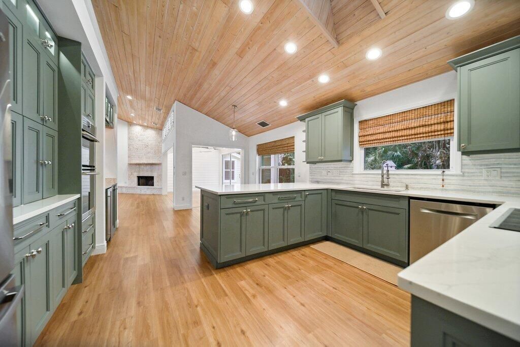 15 Heritage Way, Sewalls Point, FL 34996 Photo