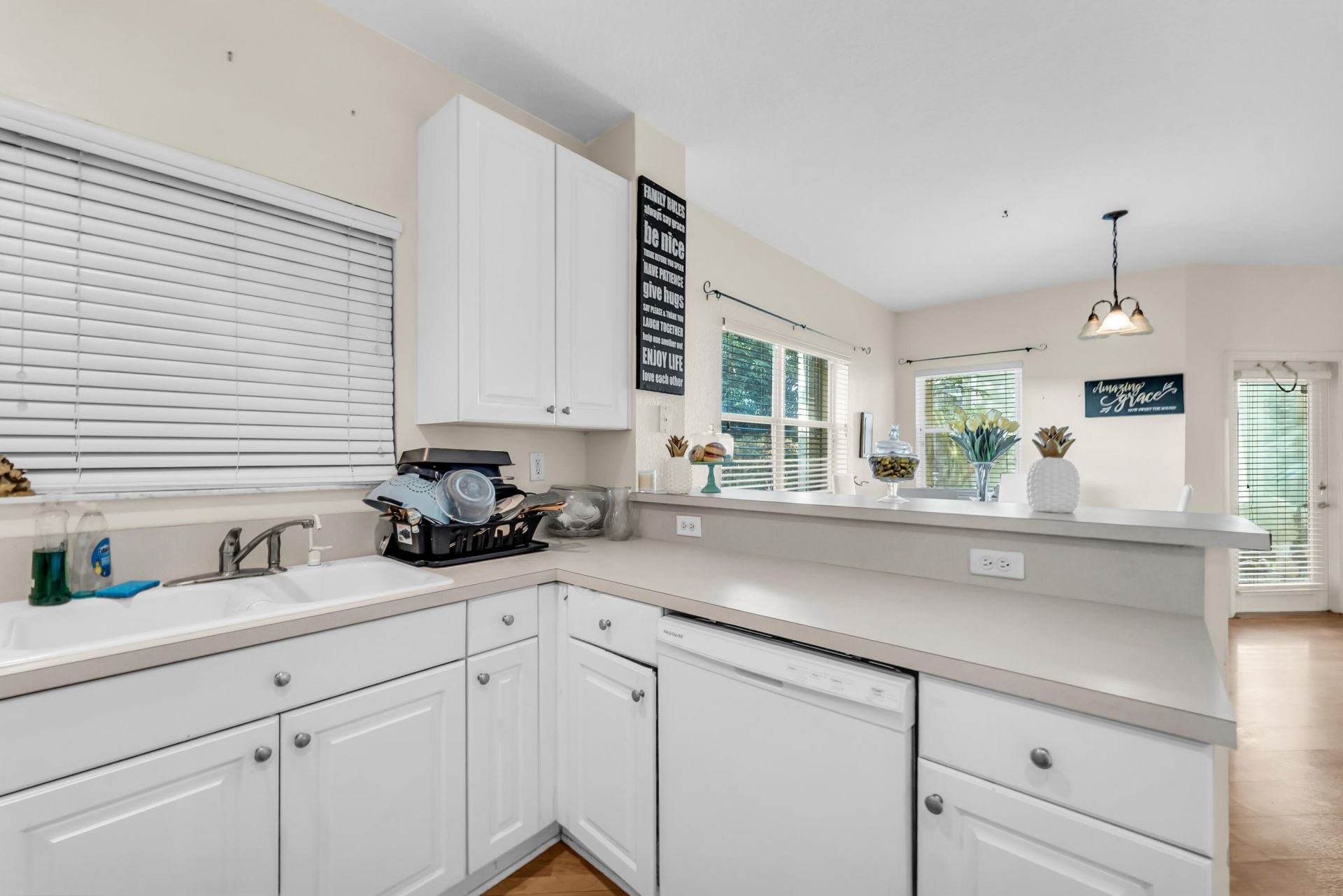7538 NW 17th Drive, Pembroke Pines, FL 33024 Photo