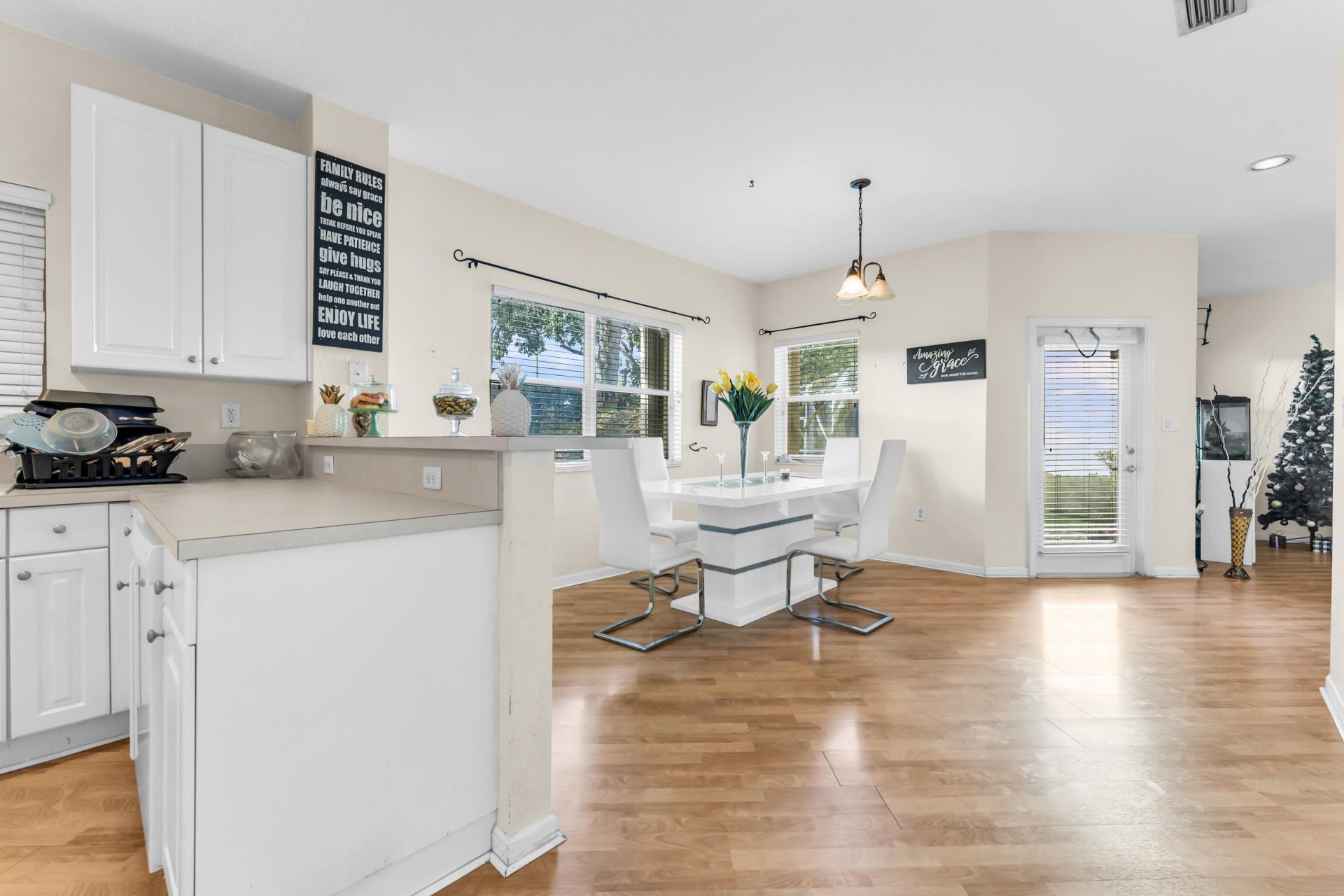 7538 NW 17th Drive, Pembroke Pines, FL 33024 Photo