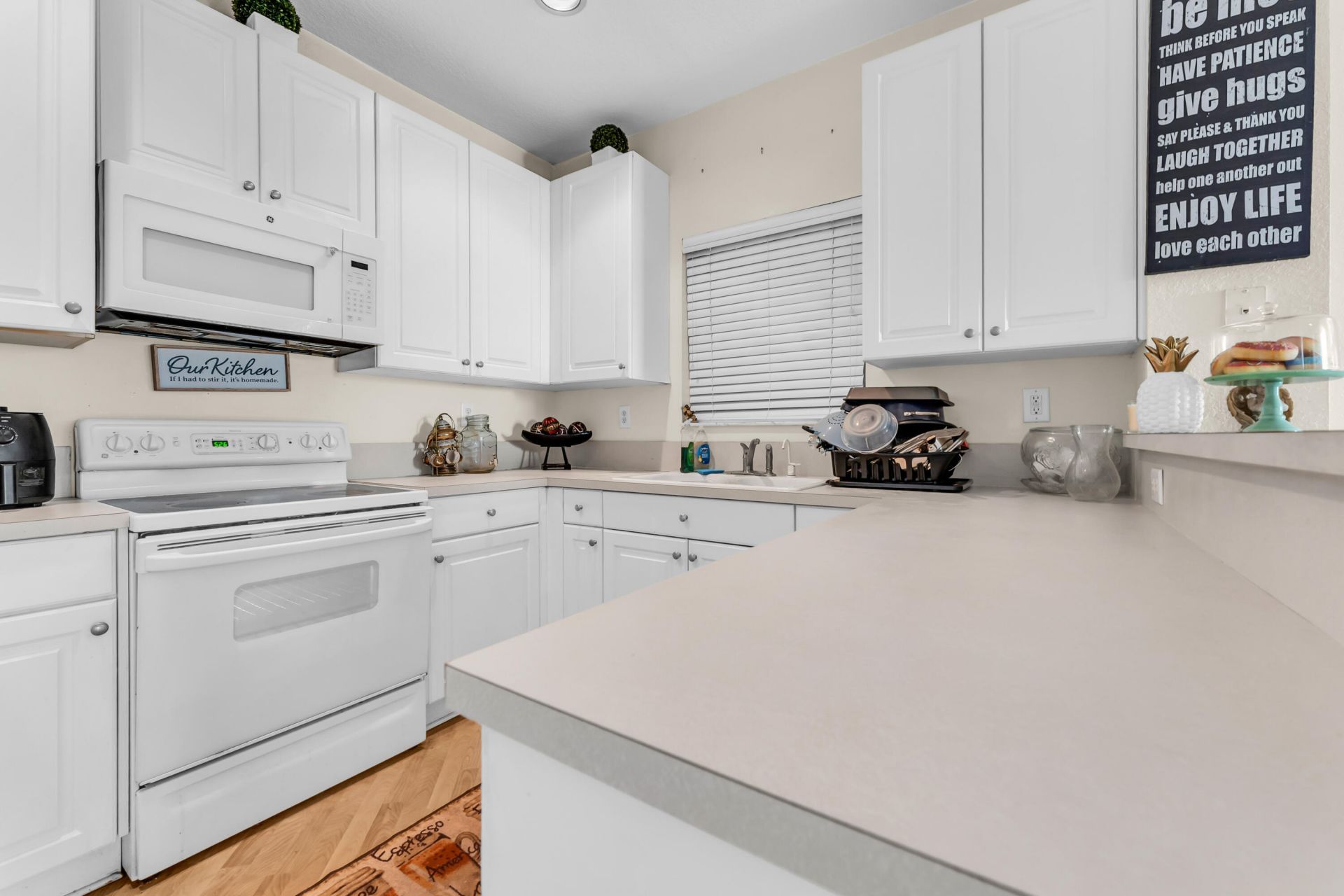 7538 NW 17th Drive, Pembroke Pines, FL 33024 Photo
