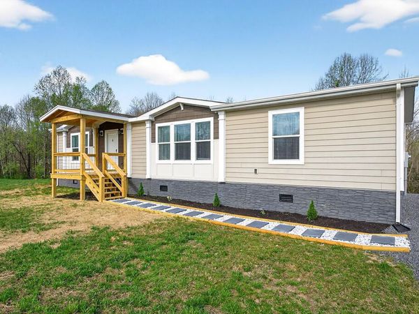 297 Martin Ridge Lane, Gainesboro, TN 38562