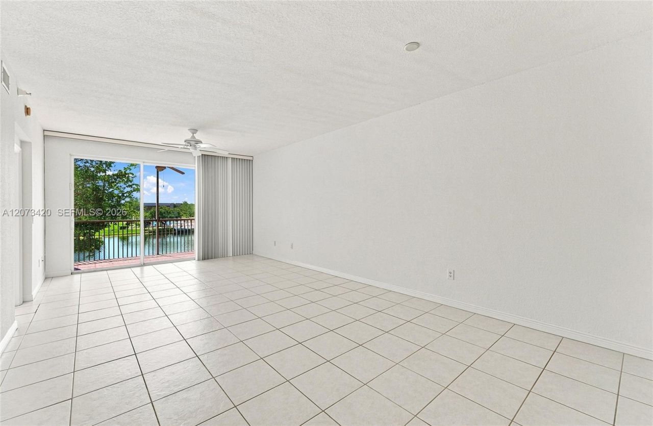 7739 Southampton Ter , Unit 308, Tamarac, FL 33321 Photo