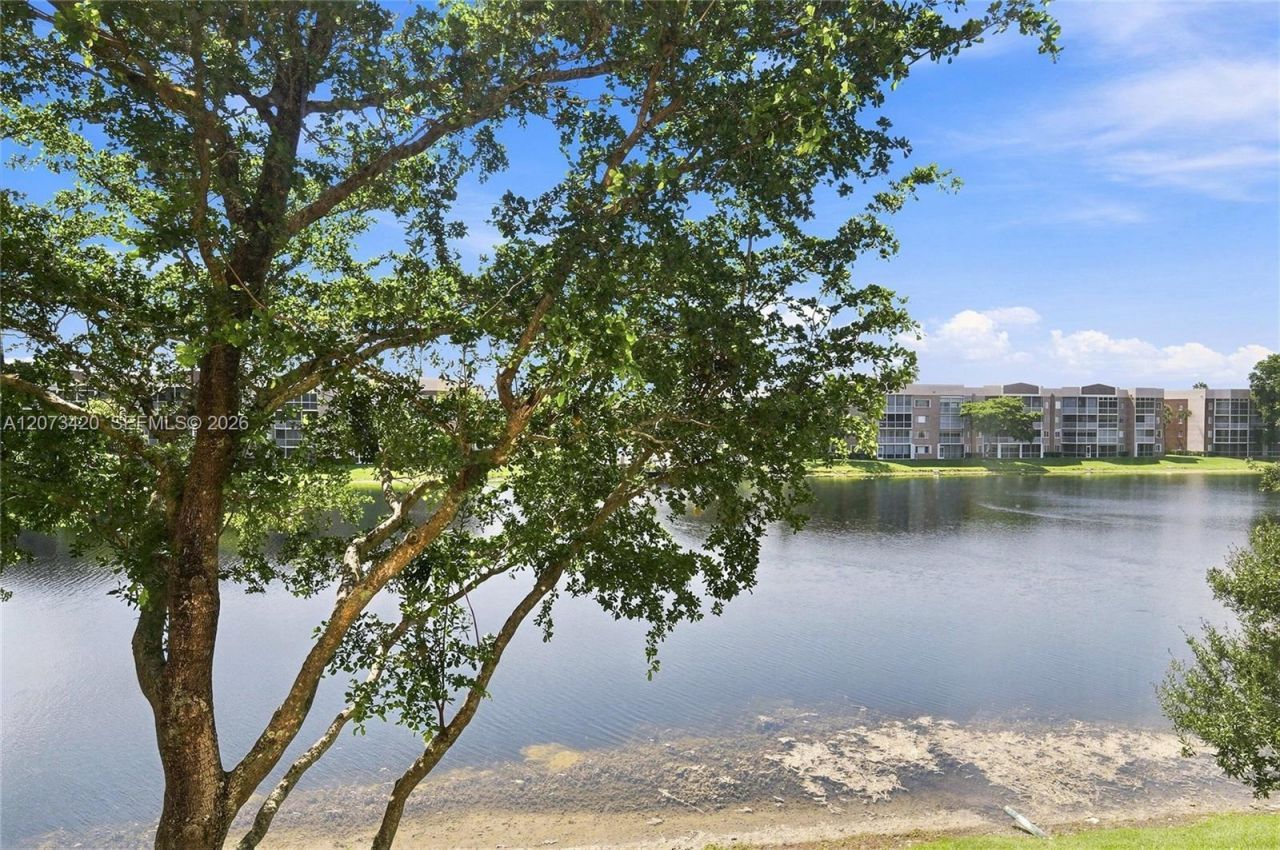 7739 Southampton Ter , Unit 308, Tamarac, FL 33321 Photo
