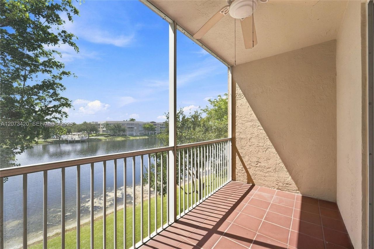 7739 Southampton Ter , Unit 308, Tamarac, FL 33321 Photo