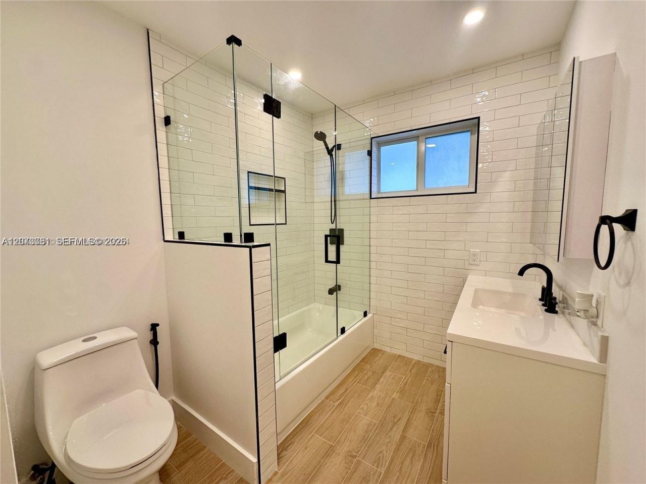 10300 NW 35th Ct, Miami, FL 33147 Photo