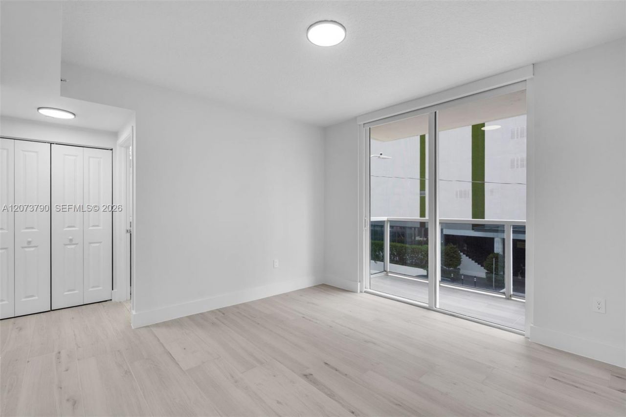 601 NE 23rd St , Unit TH4, Miami, FL 33137 Photo