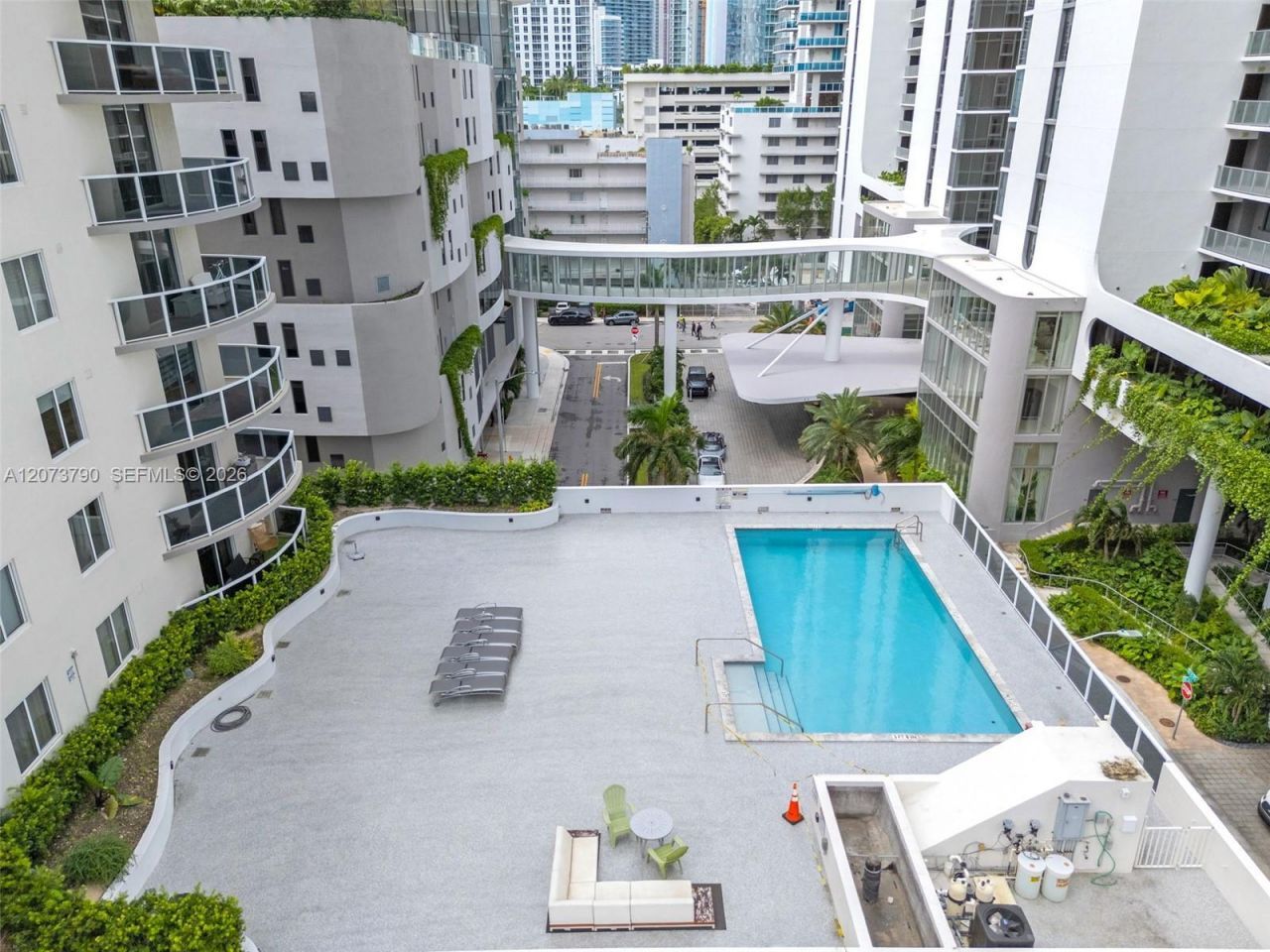 601 NE 23rd St , Unit TH4, Miami, FL 33137 Photo