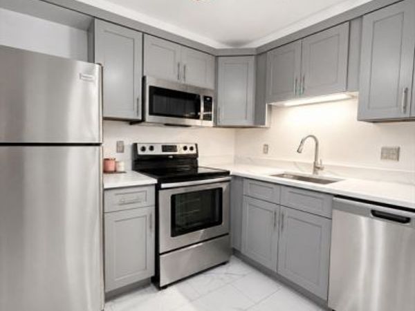 45 Oval Rd, Unit 8, Quincy, MA 02170
