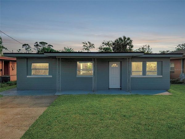 933 MARION STREET , DAYTONA BEACH, FL 32114