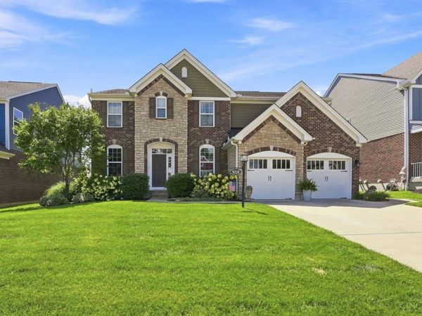 9328 Gardenside Lane, Loveland, OH 45140
