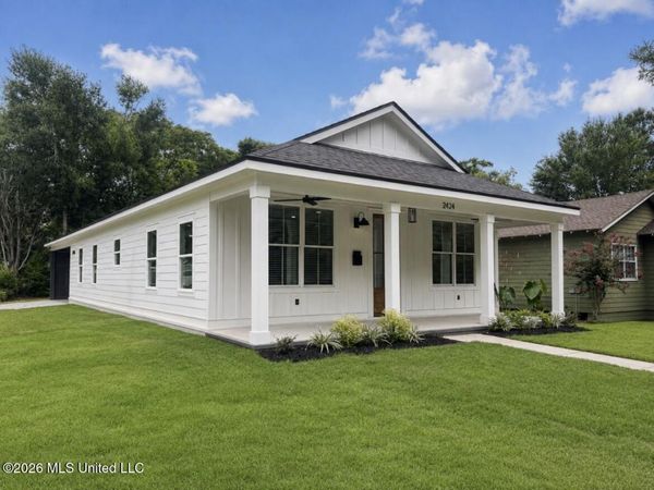 2424 Pine Avenue, Gulfport, MS 39501