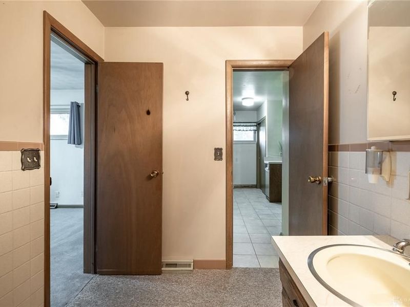 1072 Ceylon Circle, Beavercreek, OH 45430 Photo 11