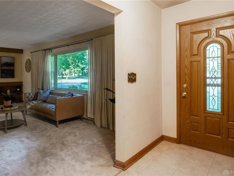 1072 Ceylon Circle, Beavercreek, OH 45430 Photo 2