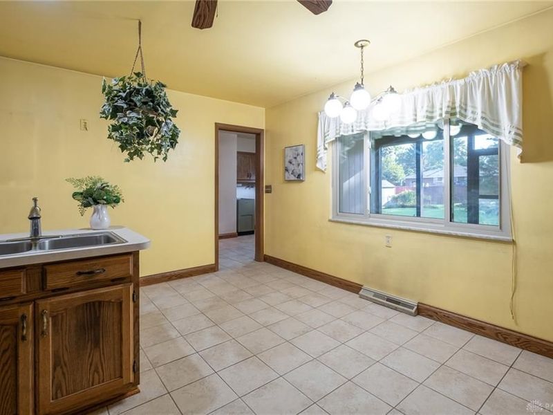1072 Ceylon Circle, Beavercreek, OH 45430 Photo 8