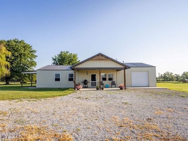 551 NW 10th Lane, Lamar, MO 64759