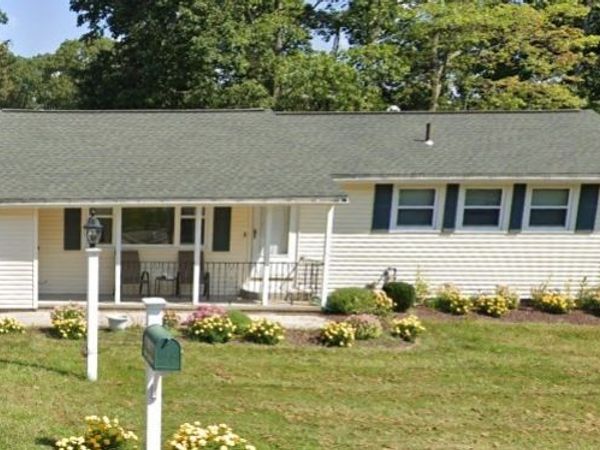 14 Yale Drive, Milford, MA 01757