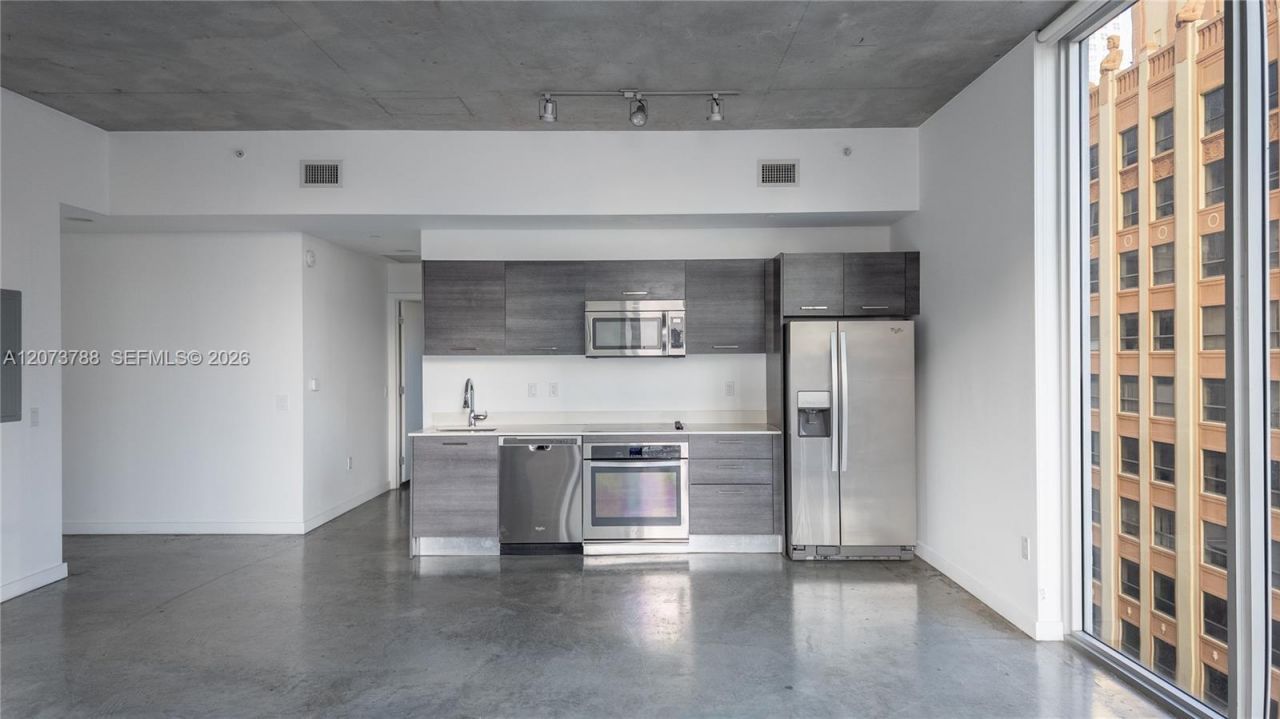 151 SE 1st St , Unit 811, Miami, FL 33131 Photo