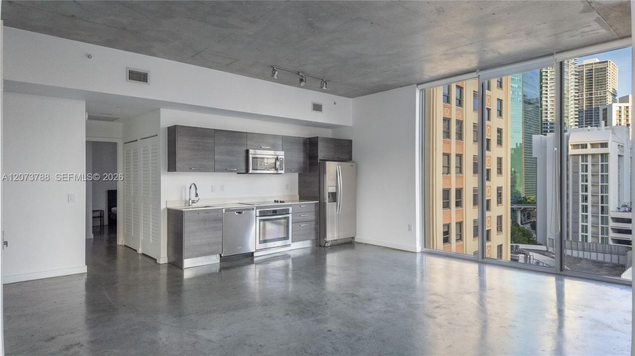 151 SE 1st St , Unit 811, Miami, FL 33131 Photo