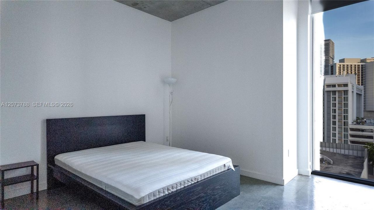 151 SE 1st St , Unit 811, Miami, FL 33131 Photo
