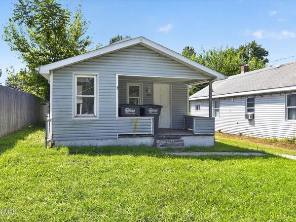 2433 Paradise Avenue, Toledo, OH 43613
