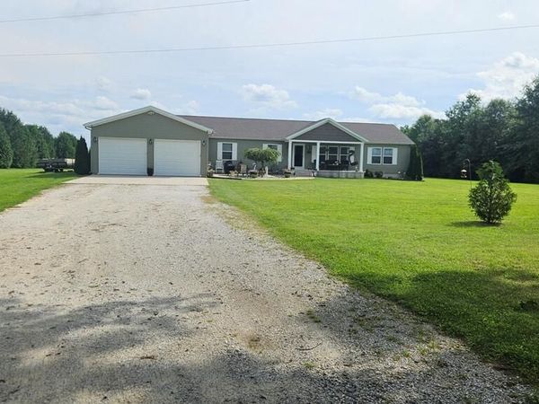6712 E 100 S , Mill Creek, IN 46365