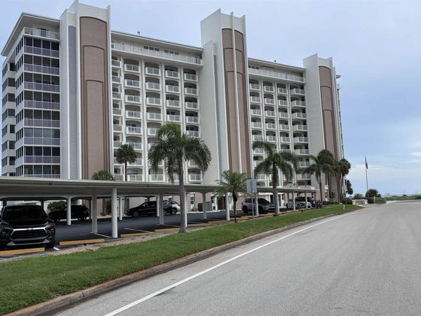 633 Alahambra, Unit 307, VENICE, FL 34285