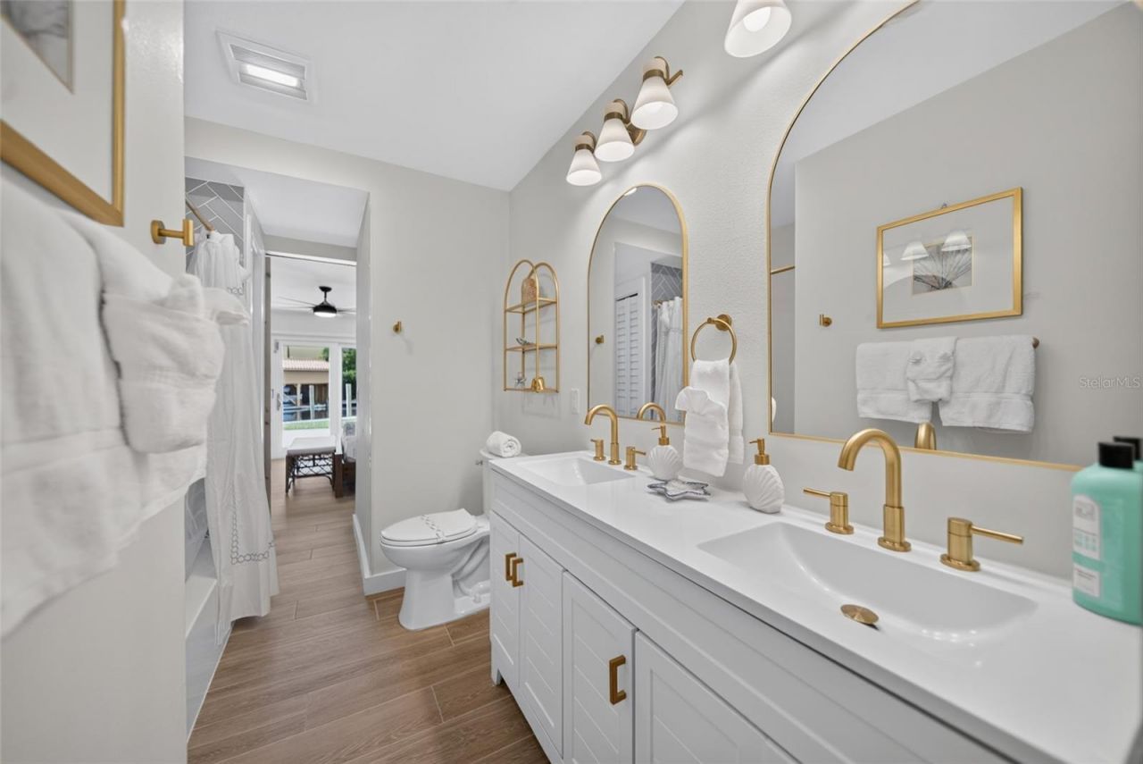 507 59th Street, Bradenton Beach, FL 34217 Photo