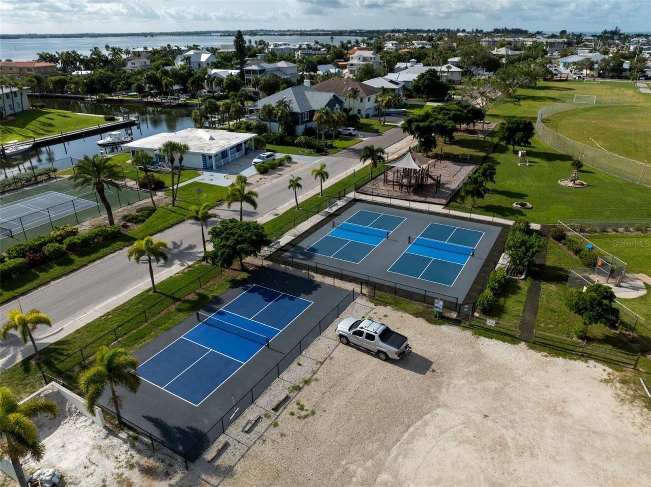 507 59th Street, Bradenton Beach, FL 34217 Photo