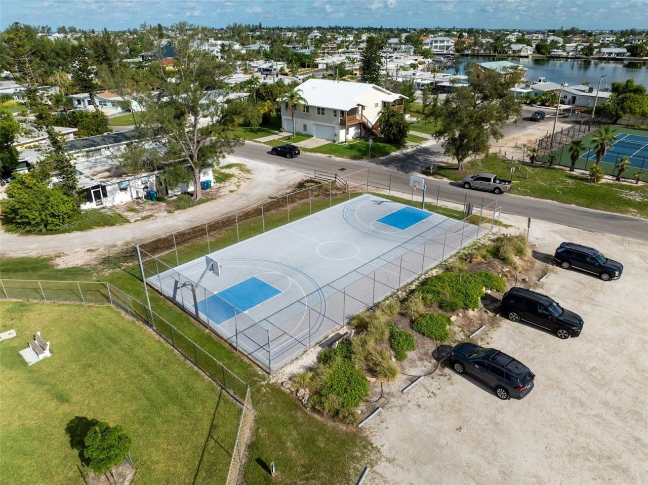 507 59th Street, Bradenton Beach, FL 34217 Photo