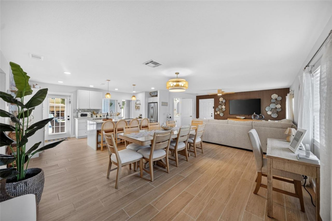 507 59th Street, Bradenton Beach, FL 34217 Photo