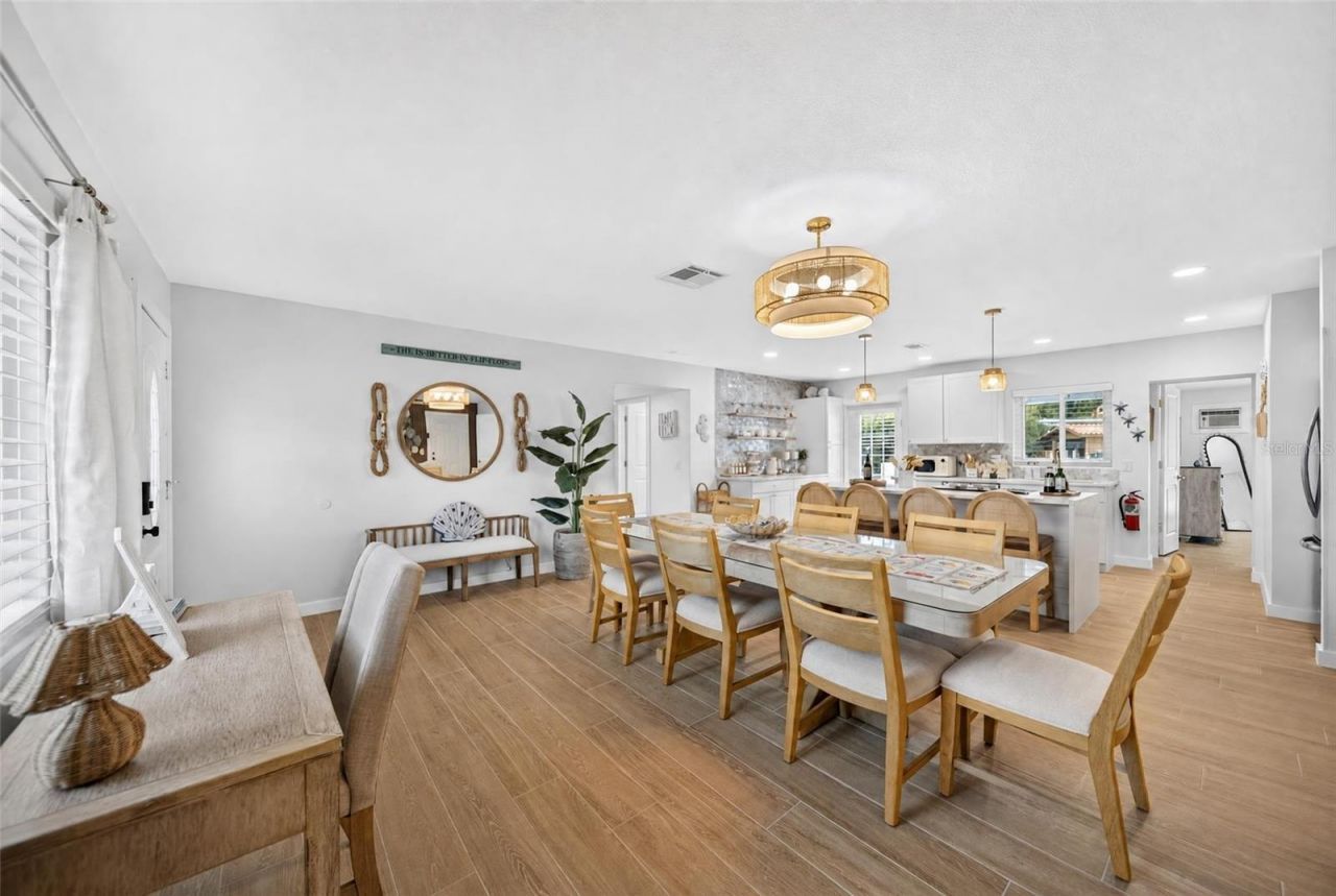 507 59th Street, Bradenton Beach, FL 34217 Photo