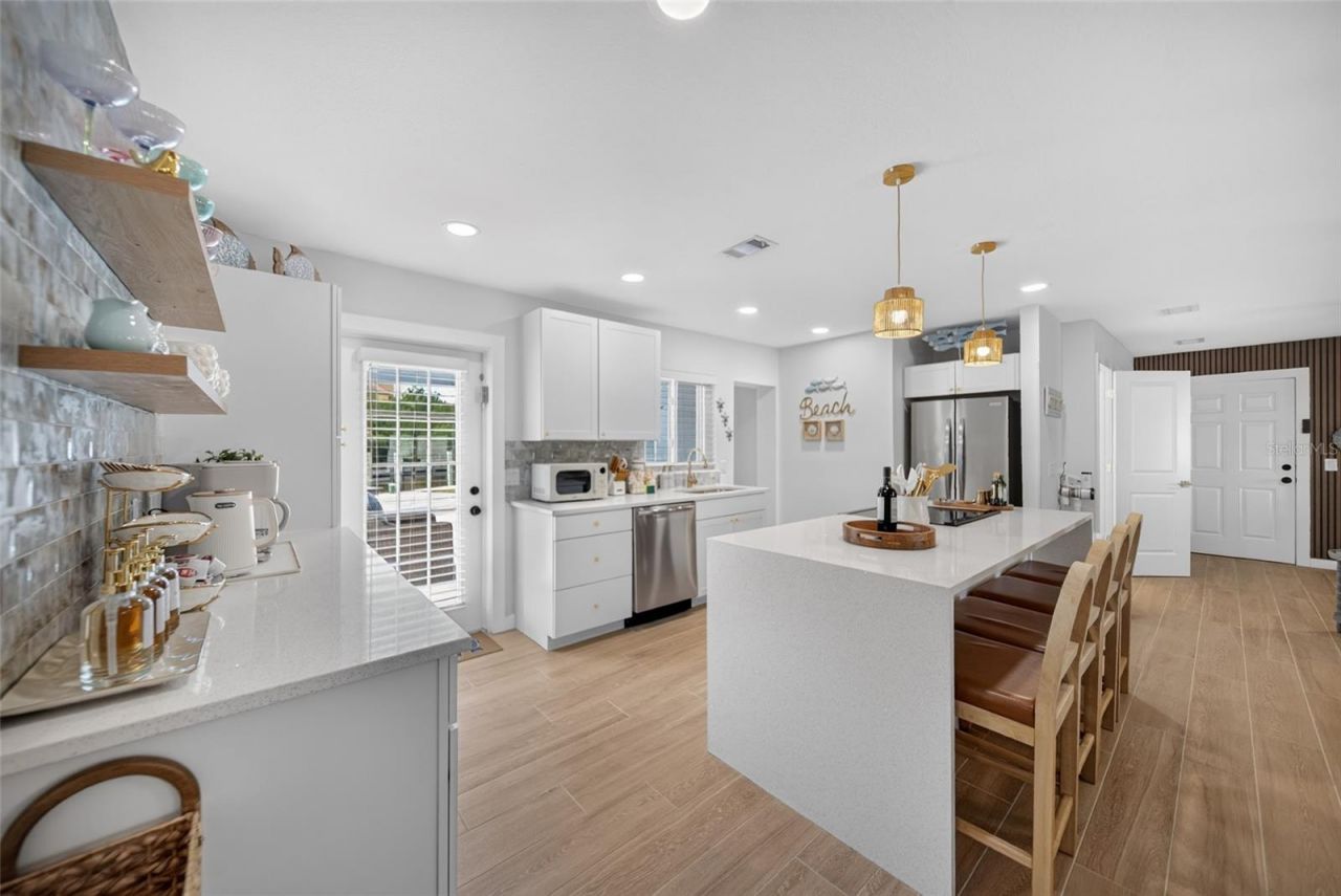 507 59th Street, Bradenton Beach, FL 34217 Photo