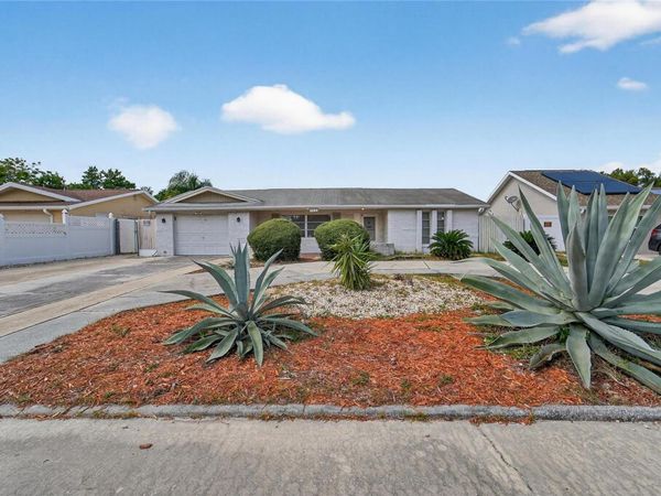 10841 PICCADILLY ROAD , PORT RICHEY, FL 34668