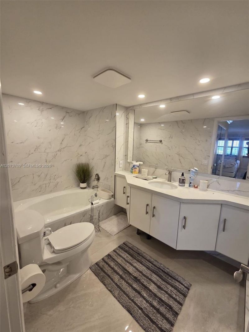 4900 N Ocean Blvd , Unit 912, Lauderdale by the Sea, FL 33308 Photo