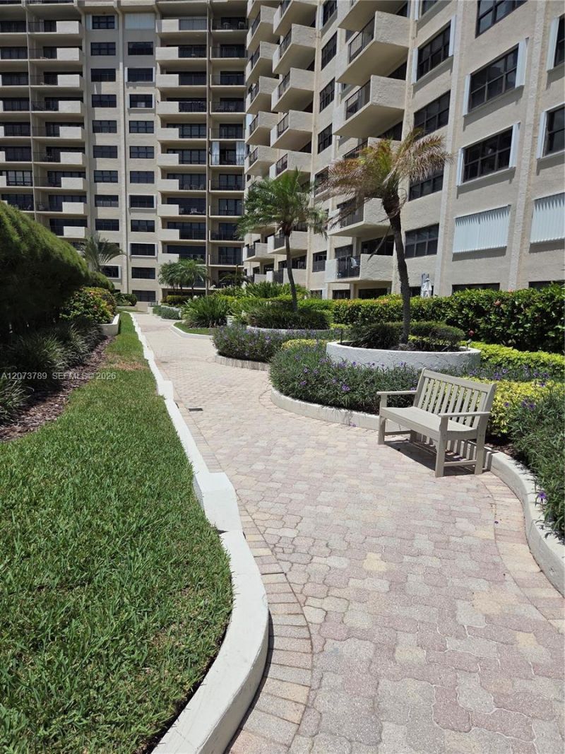 4900 N Ocean Blvd , Unit 912, Lauderdale by the Sea, FL 33308 Photo