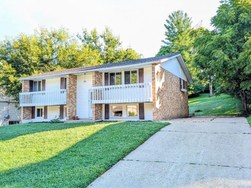 32 Yellowdale Drive, Fairfield, OH 45014 Photo 2