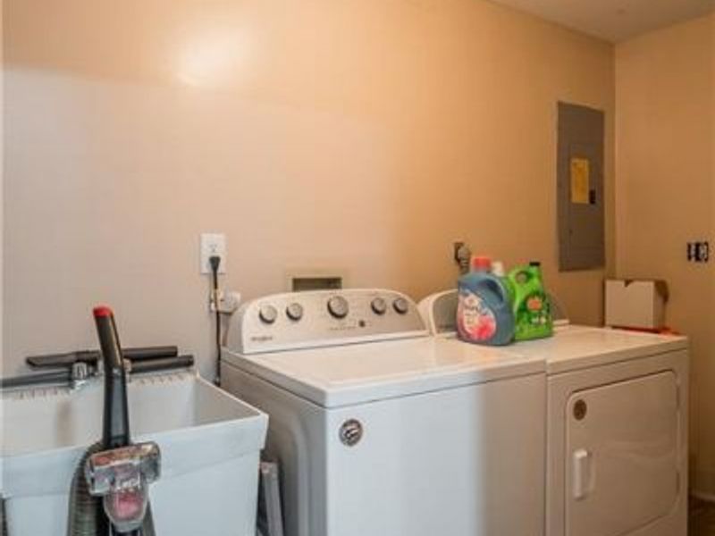 718 Brande, Eaton, OH 45320 Photo 8