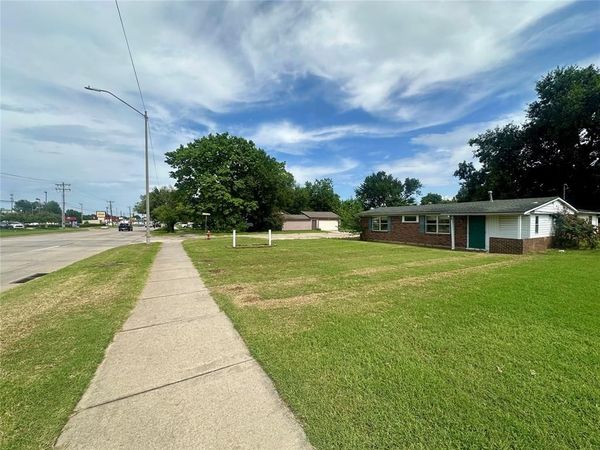 3644 SE 15th Street, Del City, OK 73115