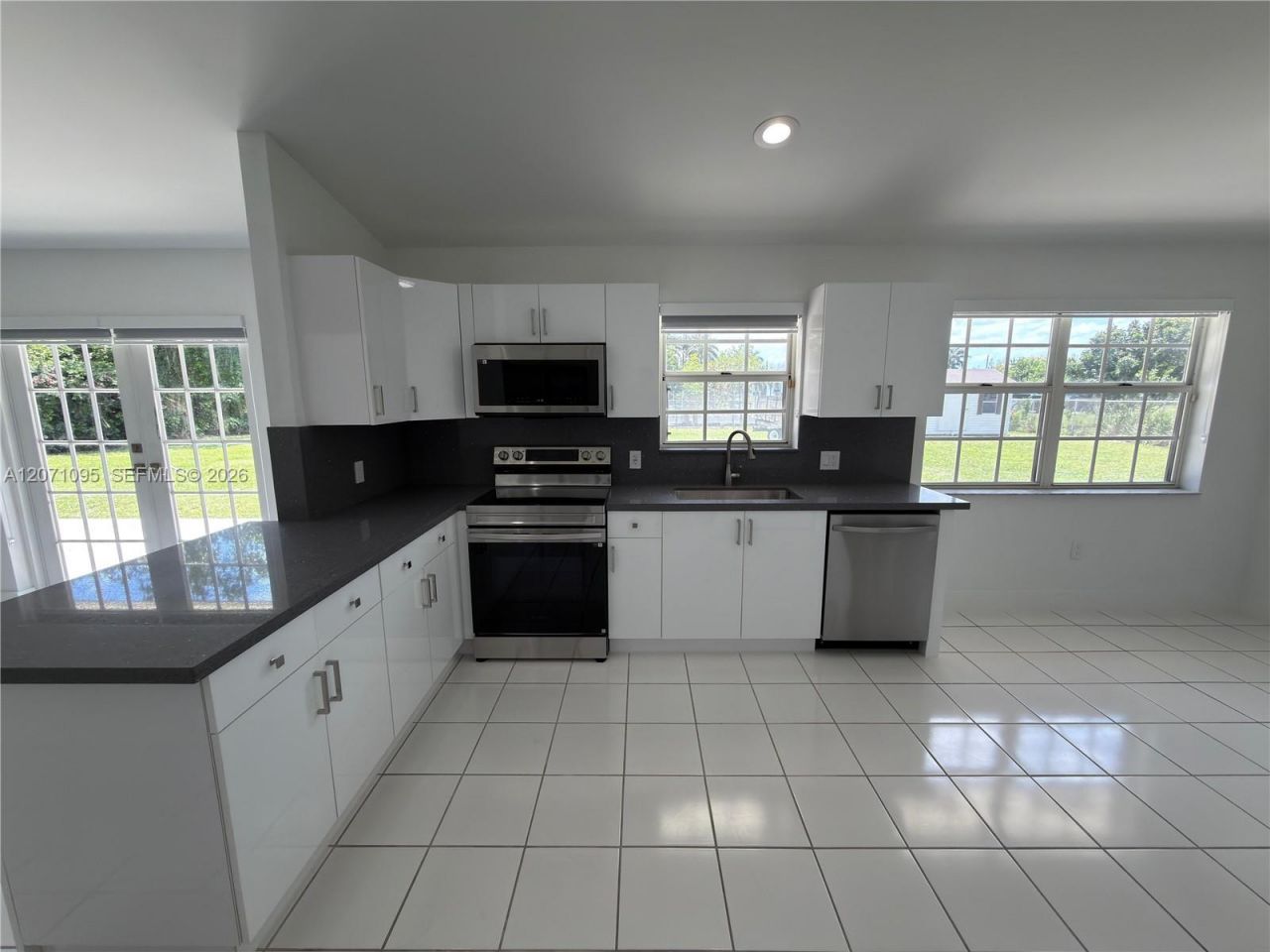 18870 SW 294th Ter, Homestead, FL 33030 Photo
