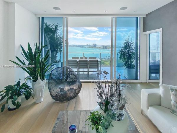 2020 N Bayshore Dr , Unit 1606, Miami, FL 33137