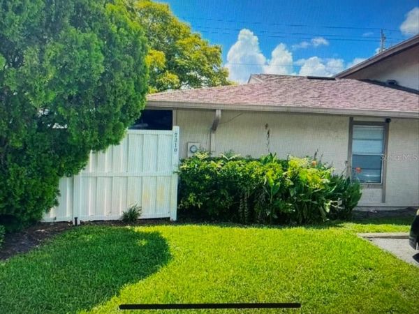 7310 BAJA COURT , TAMPA, FL 33634
