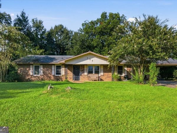 109 Avalon Drive, Warner Robins, GA 31093