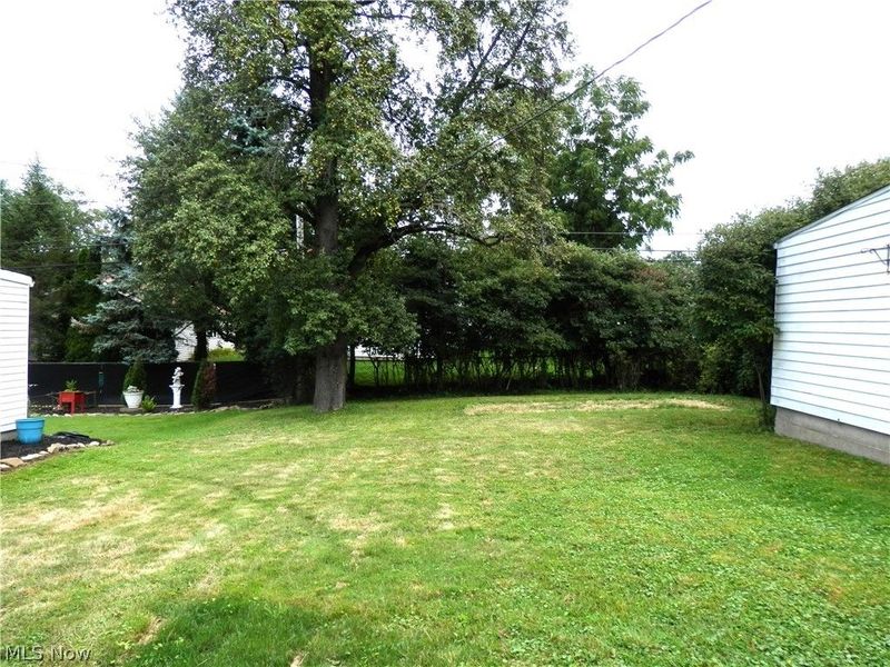 1277 Iroquois Avenue, Mayfield Heights, OH 44124 Photo 23