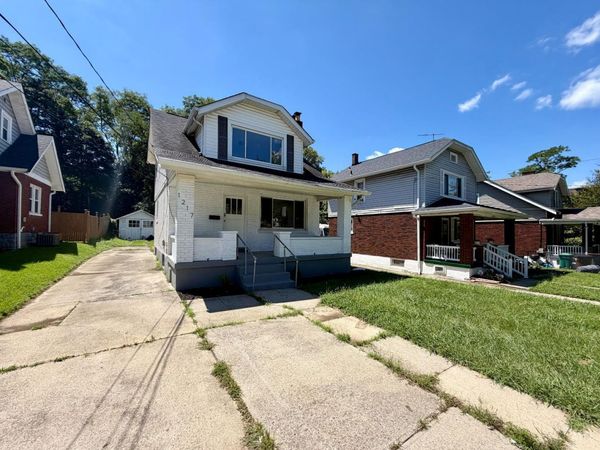 1217 Groesbeck, Cincinnati, OH 45224