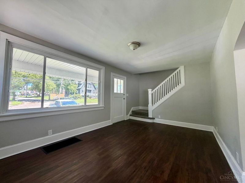 1217 Groesbeck, Cincinnati, OH 45224 Photo 3