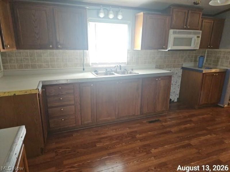 5229 Senate Road SE, Amsterdam, OH 43903 Photo 4